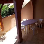 T3 37m² Plain-pied, Et Centre Proches, Parking Prive, 5/6 Pers - Fr-1-798-28