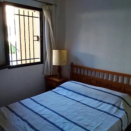 T3 37m² Plain-pied, Et Centre Proches, Parking Prive, 5/6 Pers - Fr-1-798-28 Apartment