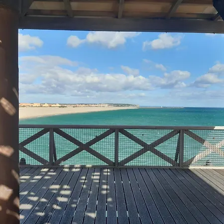 Apartment T3 37m² Plain-pied, Et Centre Proches, Parking Prive, 5/6 Pers - Fr-1-798-28