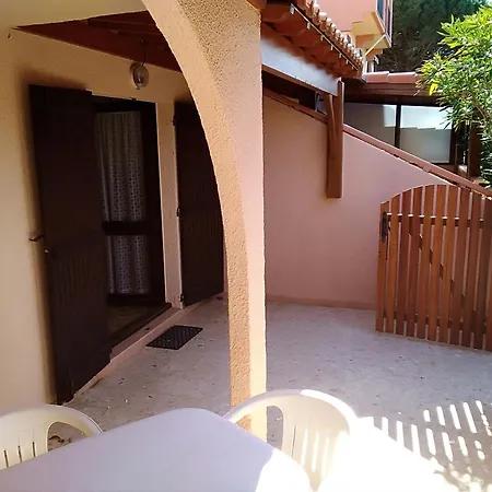 T3 37m² Plain-pied, Et Centre Proches, Parking Prive, 5/6 Pers - Fr-1-798-28