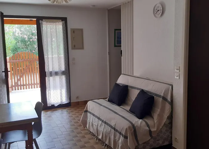 T3 37m² Plain-pied, Et Centre Proches, Parking Privé, 5/6 Pers - Fr-1-798-28 Appartement *