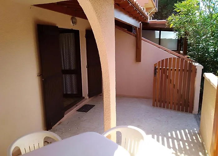 T3 37m² Plain-pied, Et Centre Proches, Parking Prive, 5/6 Pers - Fr-1-798-28